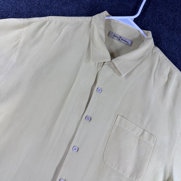 Tommy Bahama Other - Tommy Bahama Button Down Mens XL Extra Large Yellow 100% Silk Herringbone Camp